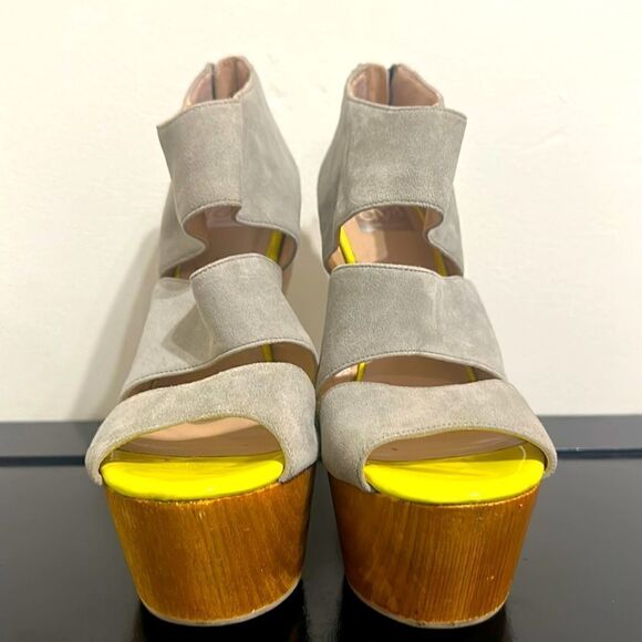 DV 8 Dolce Vita Gray Platform Leather Sandals Sz 9.5 - Picture 3 of 9